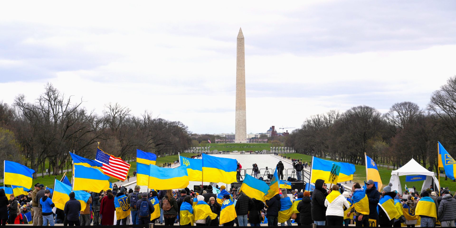 A lot of people, bringing Ukrainian flags, gathered on February 22, 2024, in Washington, D.C., to support Ukrainians while commemorating the 2 years of Russia's full-scale war.